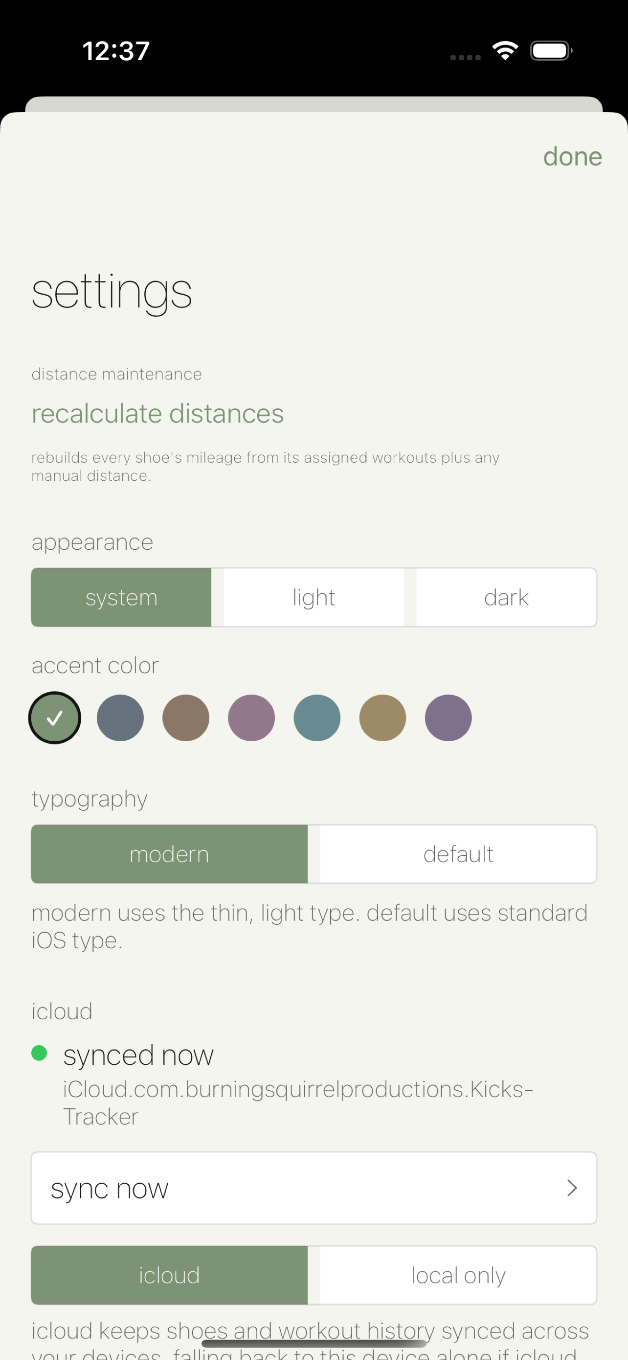 Kicks Tracker app settings with appearance, accent color, and iCloud sync options